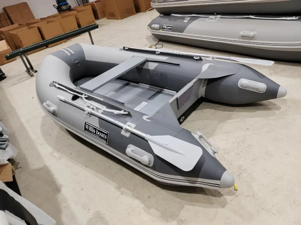 Horká Nabídka Nafukovací člun Willis boats RY-BD270 v šedo-šedé barvě se skládací dřevěnou podlahou